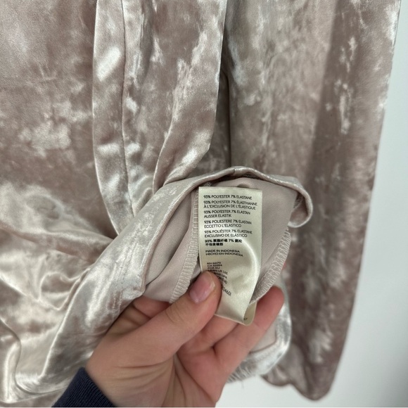 Anthropologie Jessima Velour Champagne Crushed Velvet Square Neck Holiday Top - Picture 3 of 4